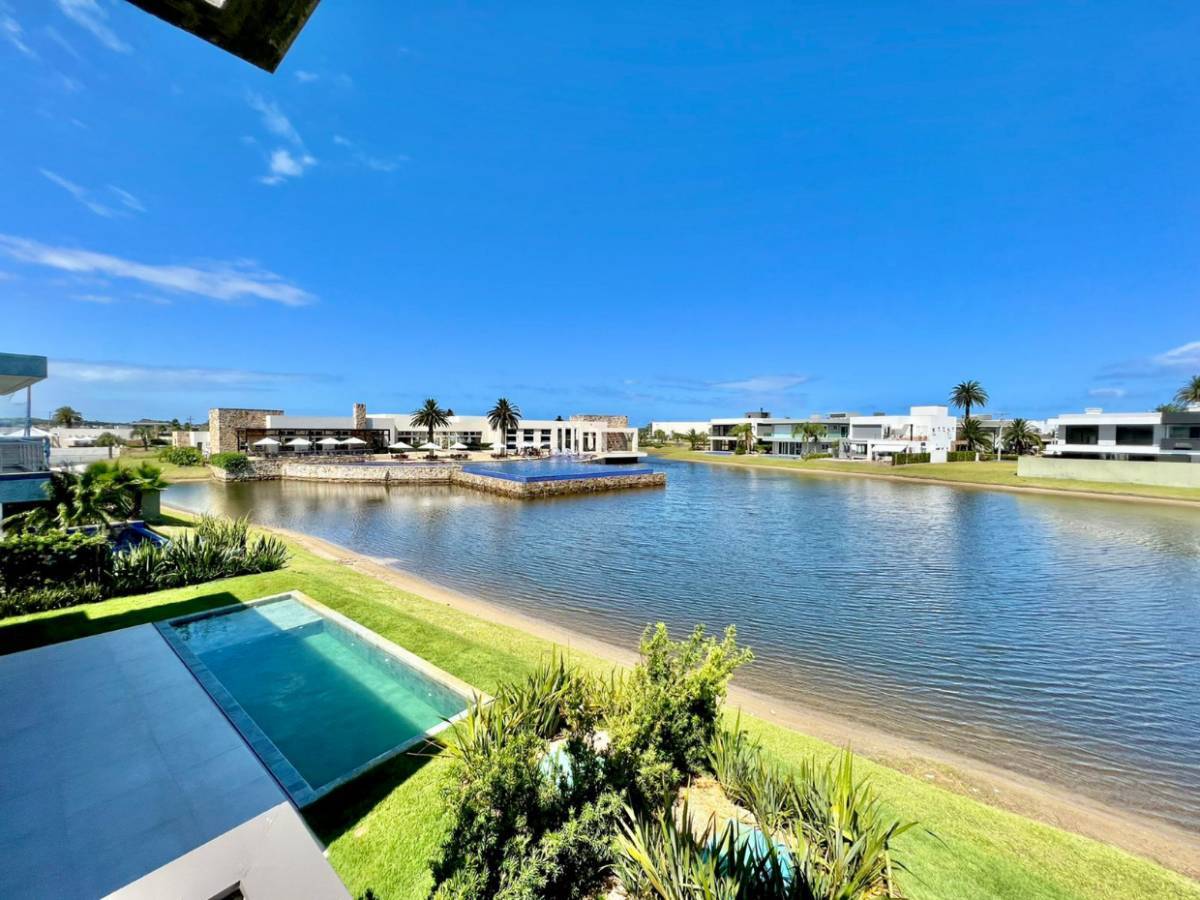 Casa em Condomínio 5 dormitórios para venda, centro em Xangri-lá | Ref.: 162